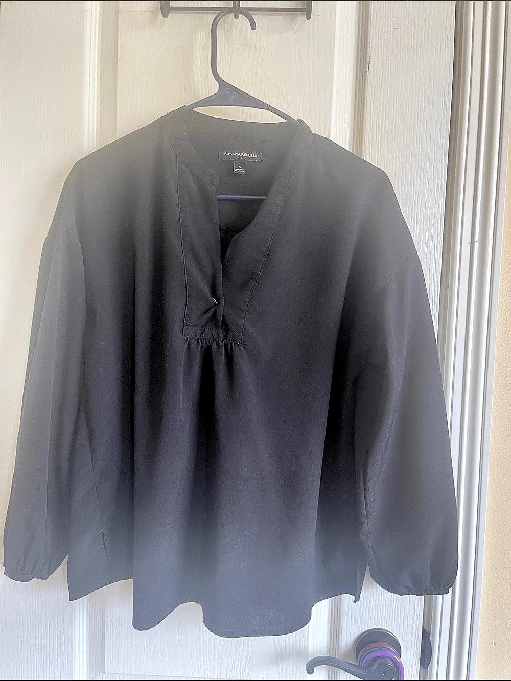 Banana Republic Black Blouse Size Small Like New